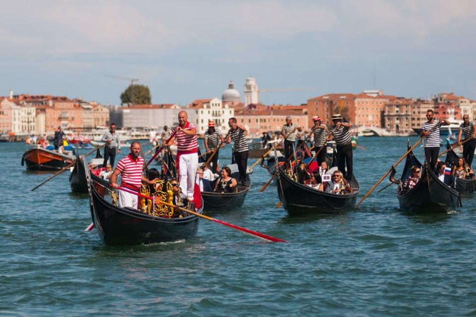 The wooden vessels weigh 1,500lb unloaded - getty