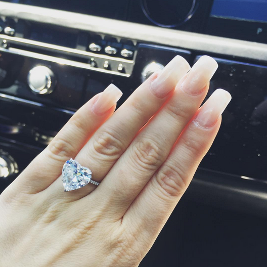 Lady Gaga’s beau Taylor Kinney gave her a heart-shaped diamond ring when he popped the question on Valentine’s Day 2015. 