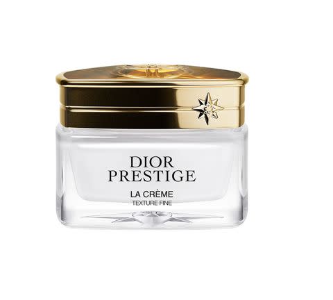 Dior 迪奧 精萃再生玫瑰賦活乳霜#輕質型，50ml，NT.14,300 PHOTO CREDIT: DIOR