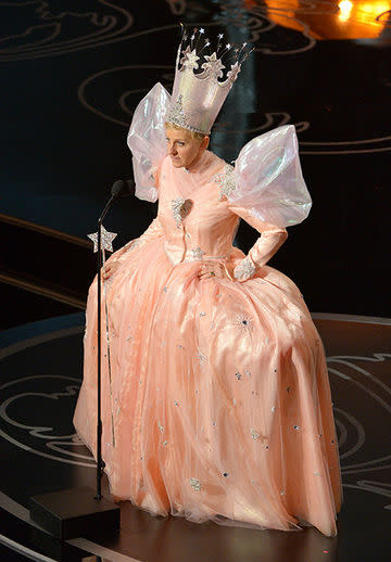 ellen dressed as glinda at the oscars 2014.