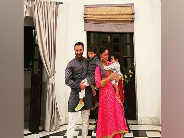 Kareena and Saif posing with their sons (Image source: Instagram)