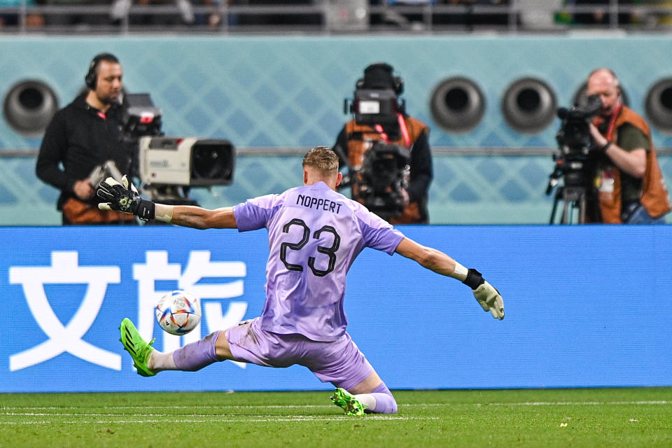 DOHA, QATAR - DECEMBER 3: Andries Noppert of the Netherlands in action during the Round of 16 - FIFA World Cup Qatar 2022 match between Netherlands and USA at the Khalifa International Stadium on December 3, 2022 in Doha, Qatar (Photo by Pablo Morano/BSR Agency/Getty Images)