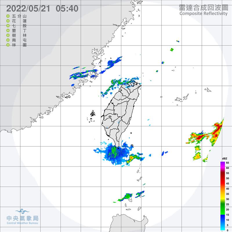 把握停雨空擋！明日起滯留鋒重返挾雨灌7天。圖為今日上午雷達回波。（圖／中央氣象局）