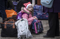 <p>La guerre en Ukraine se poursuit, l'armée russe se rapproche dangereusement de Kiev en ce début du mois de mars, et des centaines de milliers d’enfants sont séparés de leurs parents. Un véritable traumatisme pour les plus jeunes. (Photo by FADEL SENNA / AFP)</p> 