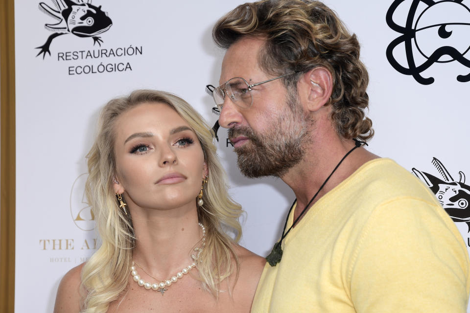 Irina Baeva y Gabriel Soto en México a mediados de junio. (Photo by Jaime Nogales/Medios y Media/Getty Images)