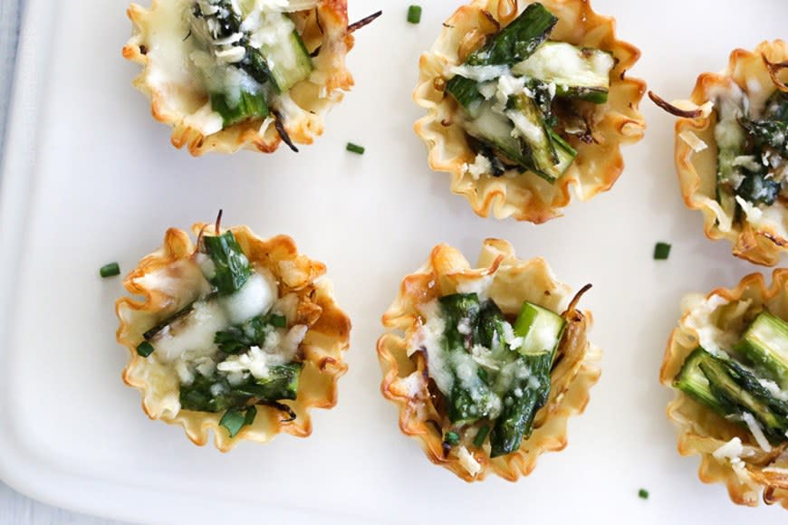 Asparagus and Caramelized Onion Tartlets from Skinny Taste