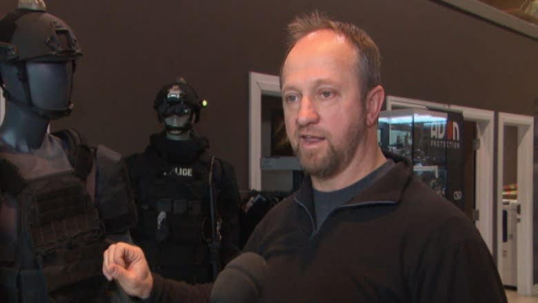 Ottawa police tactical unit to get new style of uniforms after June explosion