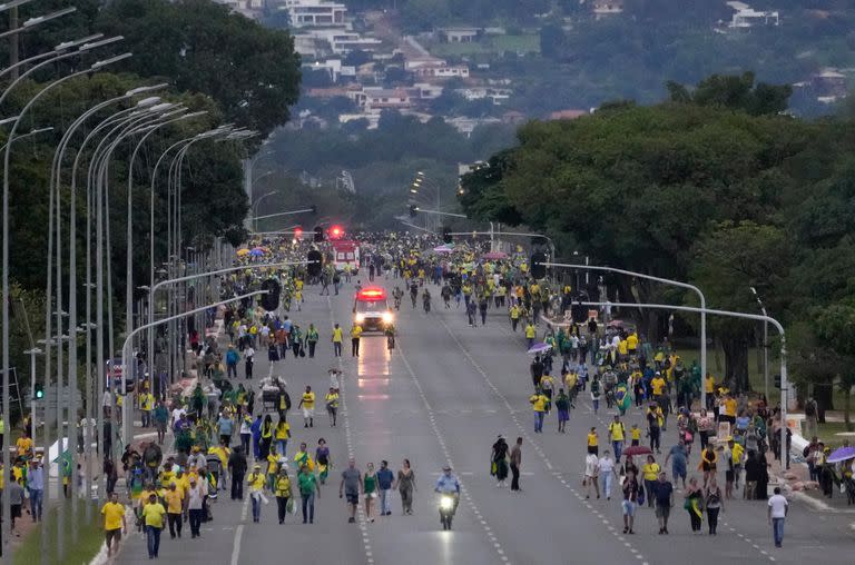 Militantes bolsonaristas habían convocado a una manifestación en una refinería para este lunes a la madrugada.