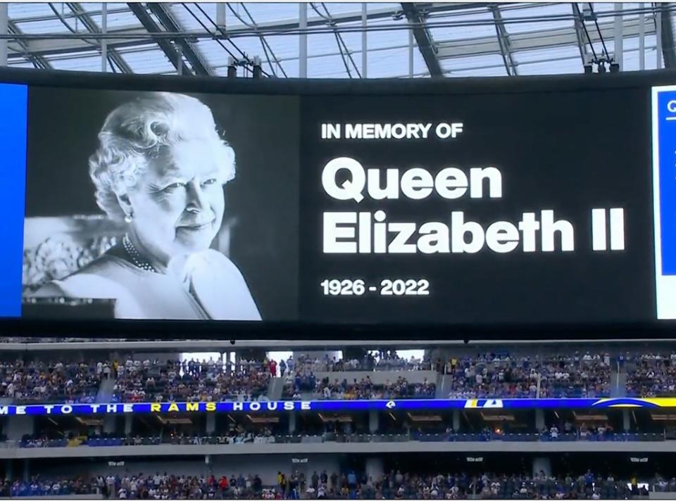 NFL, Moment of silence, Queen Elizabeth