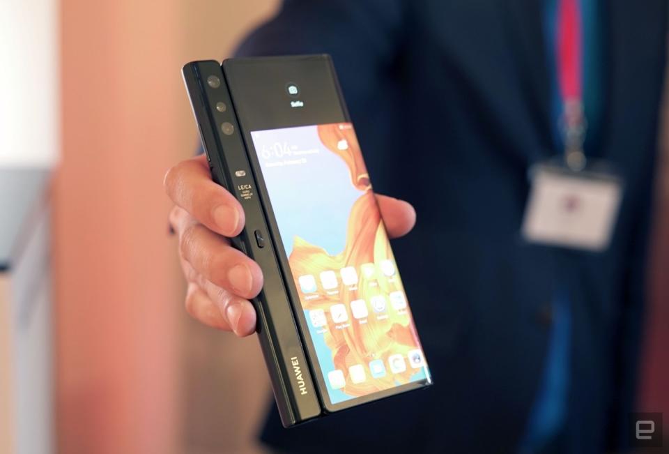 Foldable phone fever meets 5G mania in Huawei's latest flagship