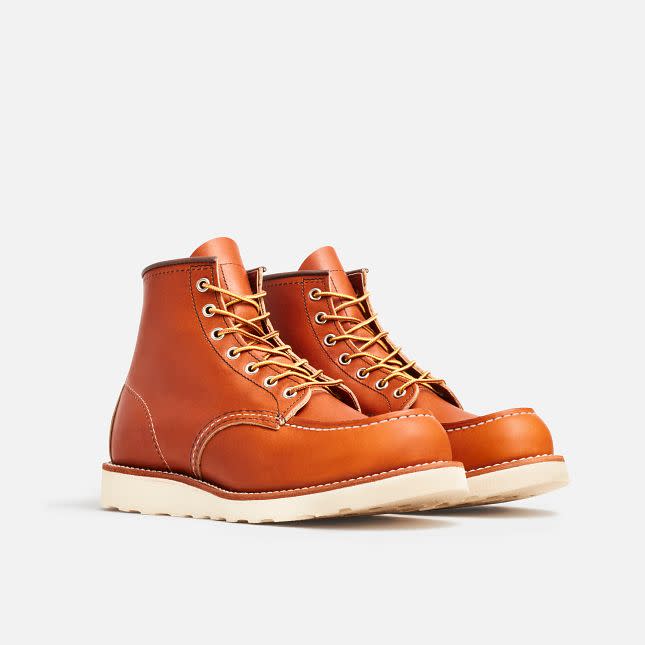 Red Wing Heritage Classic Moc Toe Boots