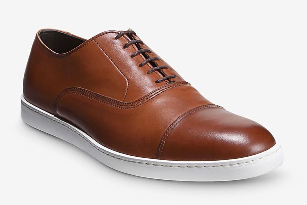Allen Edmonds Park Avenue Oxford Sneaker in tanned leather and white thick sole.