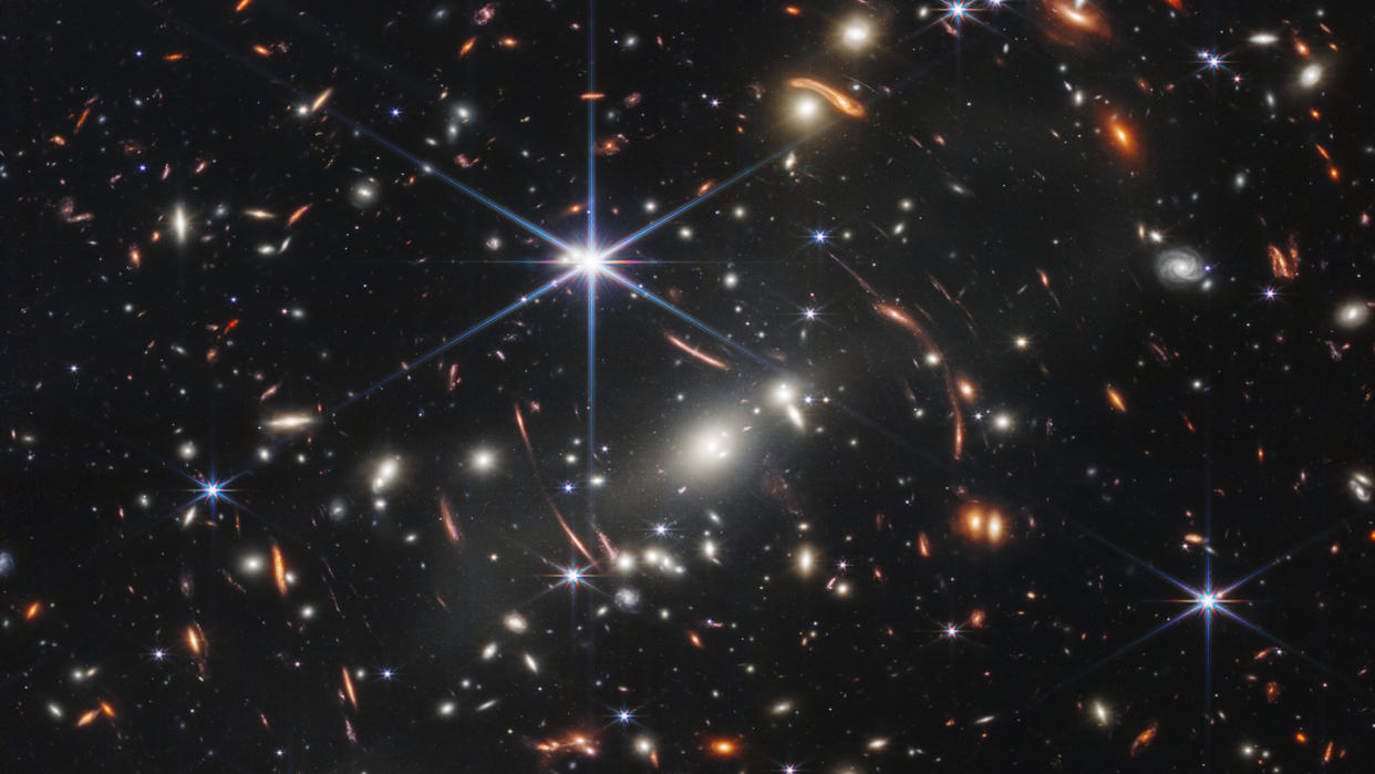  The James Webb Space Telescope deep field image showing some of the earliest and most distant galaxies ever seen. 