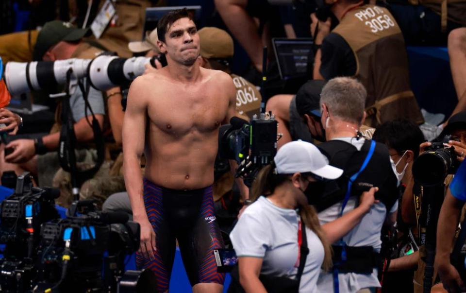 Evgeny Rylov is the centre of attention after winning the men’s 200m backstroke final