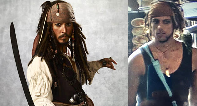Saqueo rodear Incomparable Un hombre vestido de Jack Sparrow amenaza el set de Piratas 5 con un  cuchillo
