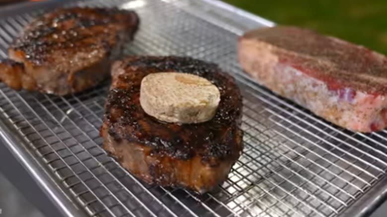 steaks with Szechuan peppercorns and compound butter