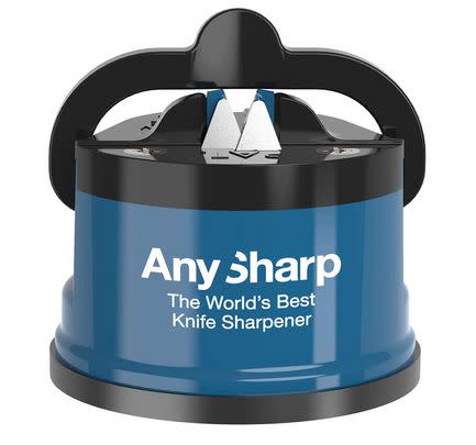 A safe and easy to use knife sharpener