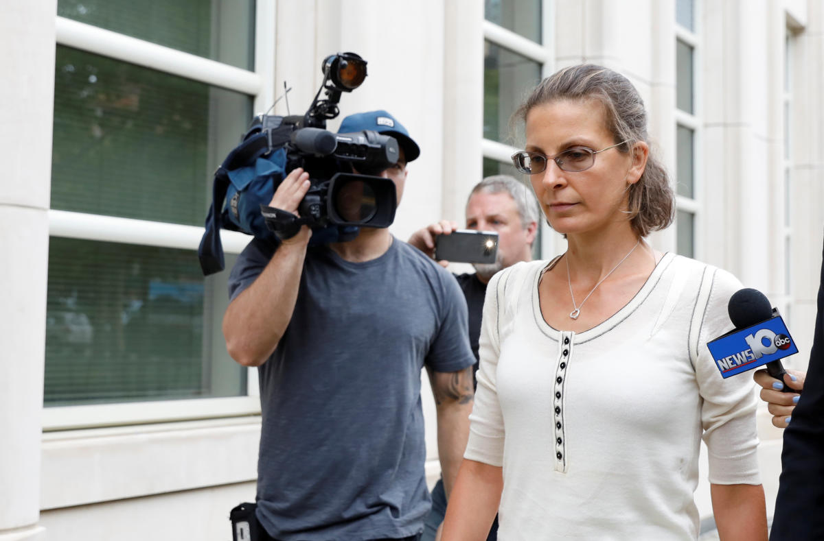 Heiress Clare Bronfman Sentenced In Nxivm Sex Cult Case 2258