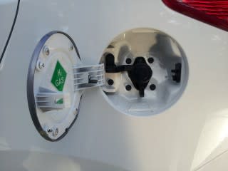 2015 Hyundai Tucson Fuel Cell at hydrogen fueling station, Fountain Valley, CA