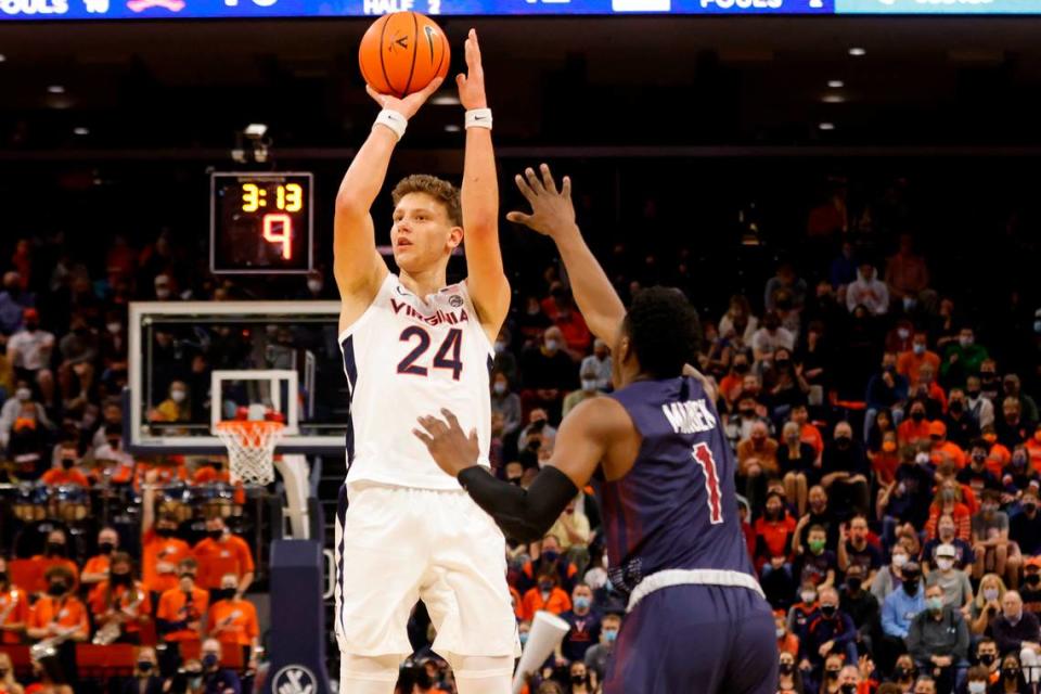 Igor Milicic Jr. (24), a member of the Virginia Cavaliers, shoots the ball on Dec. 18, 2021, in Charlottesville, Va., at John Paul Jones Arena. Geoff Burke/USA TODAY Sports