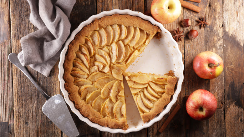 apple pie on wooden table