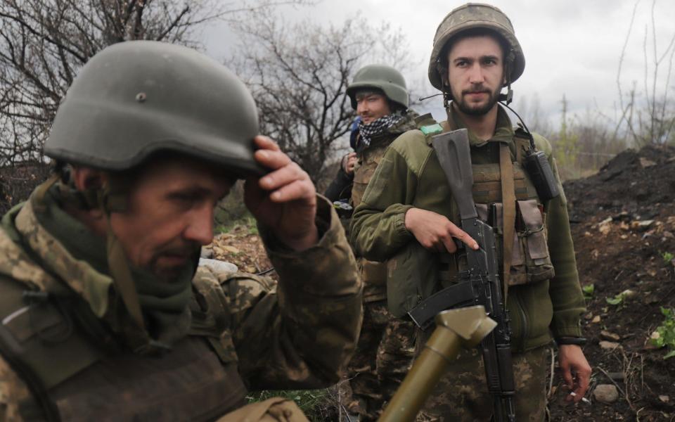 Ukrainian servicemen - STR/EPA-EFE/Shutterstock/Shutterstock