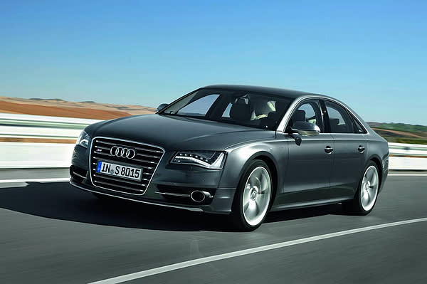 唯有玩命才能達成快遞使命，AUDI S8肩負「玩命快遞，前傳」電影