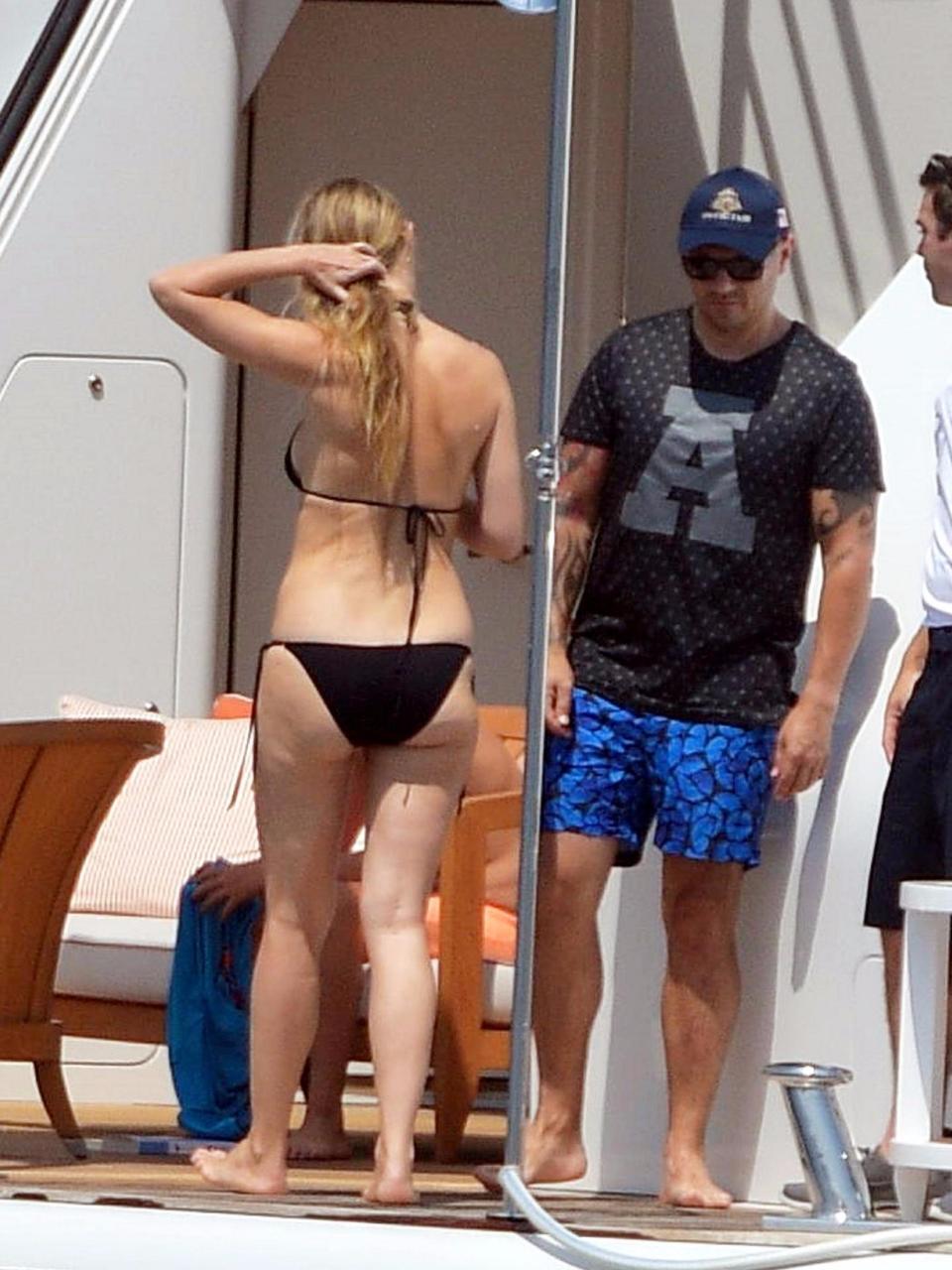 Gwyneth Paltrow's fab bikini body