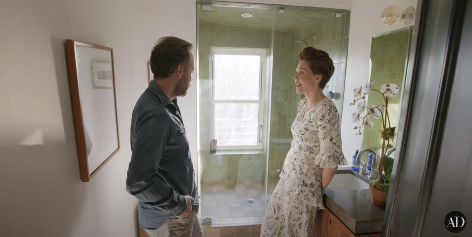 Peter Sarsgaard and Maggie Gyllenhaal in their bathroom