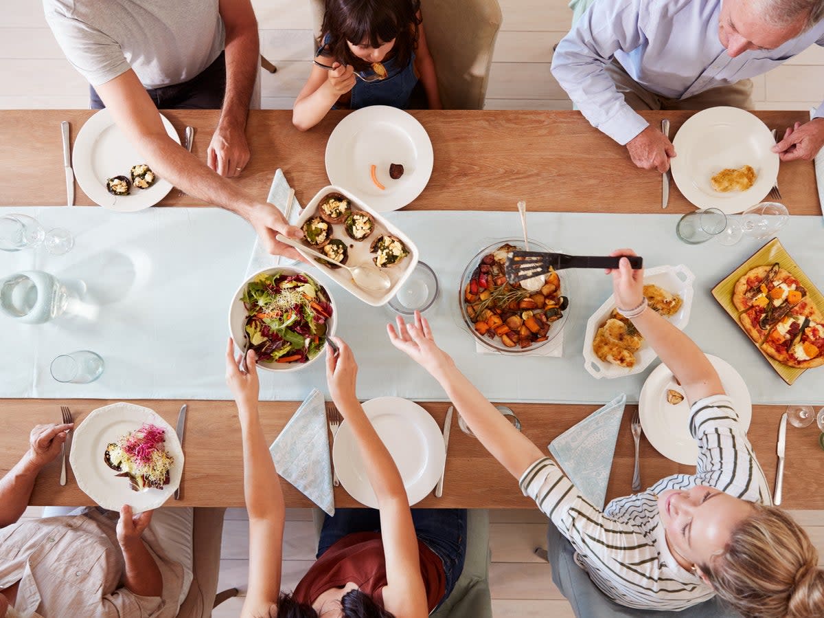 McCain have partnered with British child psychologist, Laverne Antrobus, to help families connect during mealtimes (Getty Images/iStockphoto)