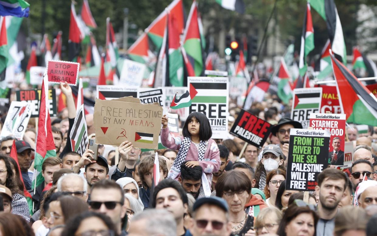 Thousands of pro-Palestine campaigners marched from Piccadilly Circus to Kensington Road on Saturday