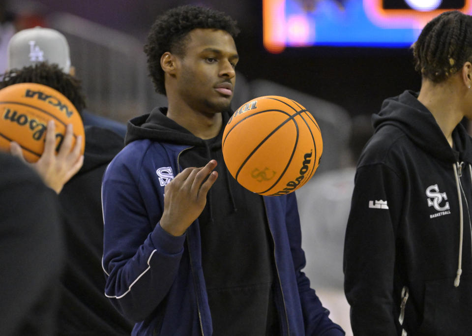 Bronny James plans to return to playing basketball for USC after he went into cardiac arrest in July, according to a statement from his family. (Jayne Kamin-Oncea-USA TODAY Sports)