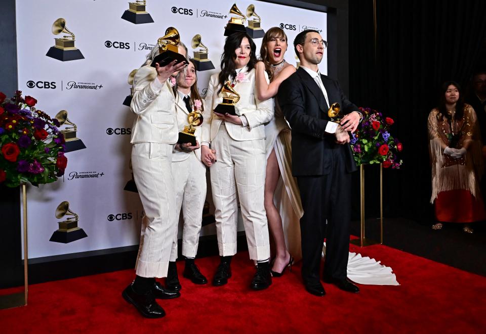 <h1 class="title">US-ENTERTAINMENT-MUSIC-GRAMMYS-AWARD-PRESS ROOM</h1><cite class="credit">FREDERIC J. BROWN/Getty Images</cite>