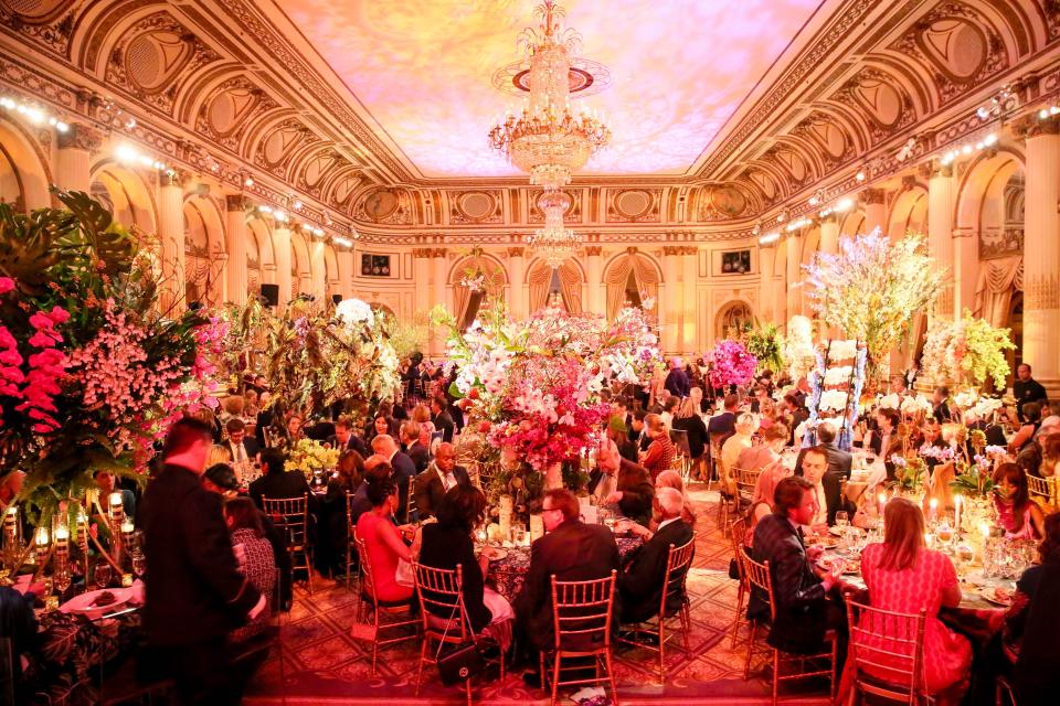 VERANDA Celebrates the 2020 Orchid Dinner with the NYBG