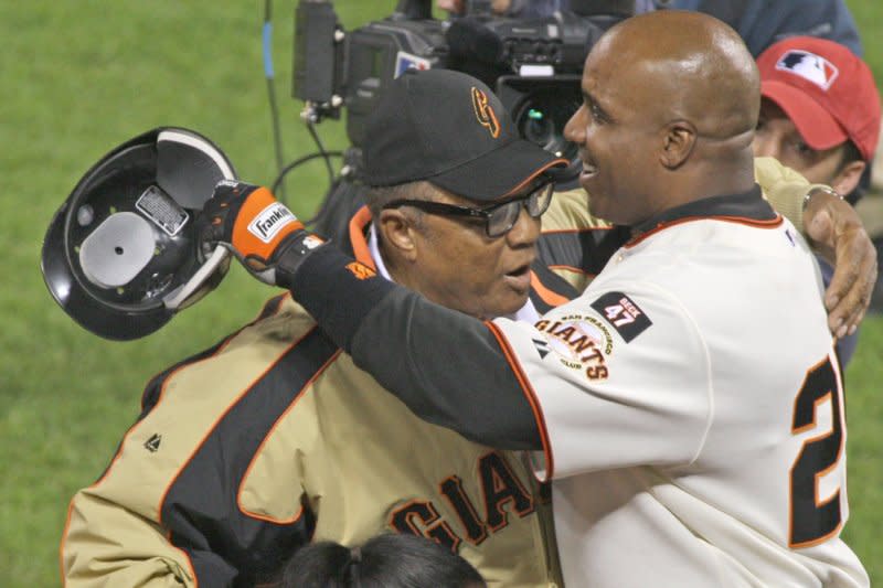 San Francisco Giants legend Barry Bonds (R) spoke about his late godfather Willie Mays at his celebration of life Monday in San Francisco. File Photo/Terry Schmitt/UPI