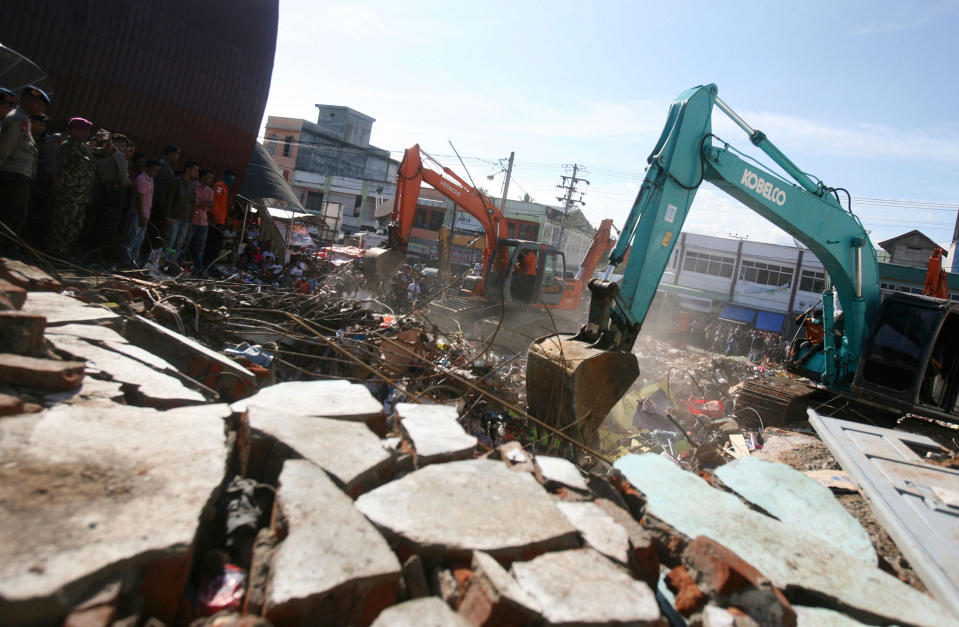 Deadly earthquake hits Indonesia’s Aceh province