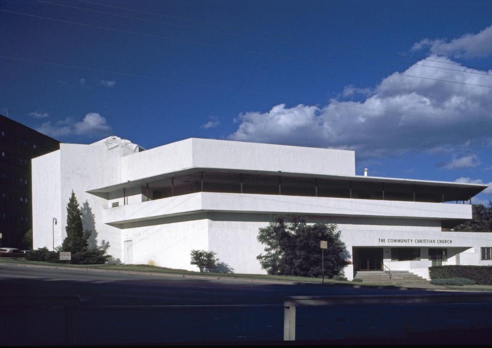 Community Christian Church (Kansas City, Missouri)
Frank Lloyd Wright’s architecture shines in the Community Christian Church design, a project he was commissioned for in 1940. But it wasn’t until 1994 that the designs for his Steeple of Light—lit every weekend—came to fruition.