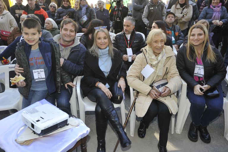 Además del descubrimiento de las placas conmemorativas, se realizó un repaso de la exitosa y extensa carrera del actor y animador infantil