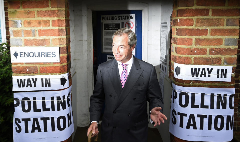 Nigel Farage, the leader of the United Kingdom Independence Party (UKIP), votes in the EU referendum, at a polling station in Biggin Hill, Britain June 23, 2016.   REUTERS/Dylan Martinez  TPX IMAGES OF THE DAY 