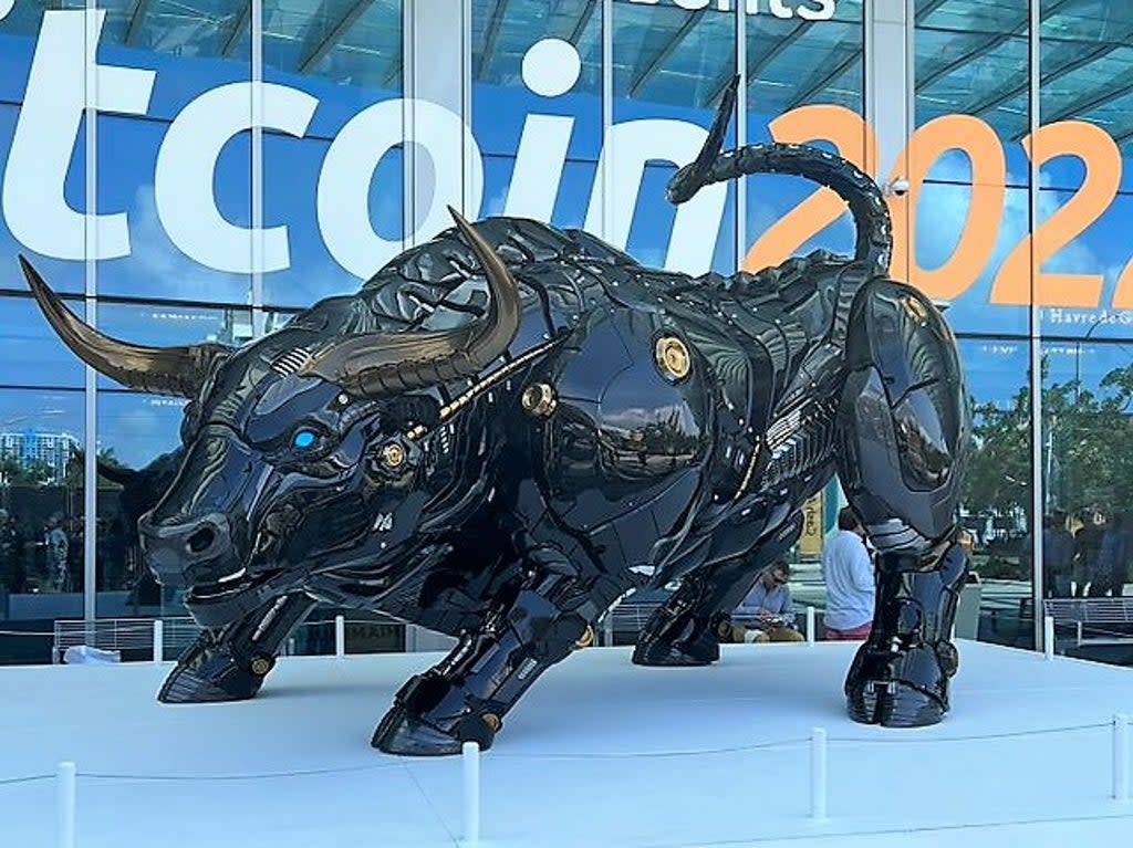 The Miami Bull at the Bitcoin 2022 conference in Miami, Florida, on 7 April, 2022 (Bitcoin 2022)