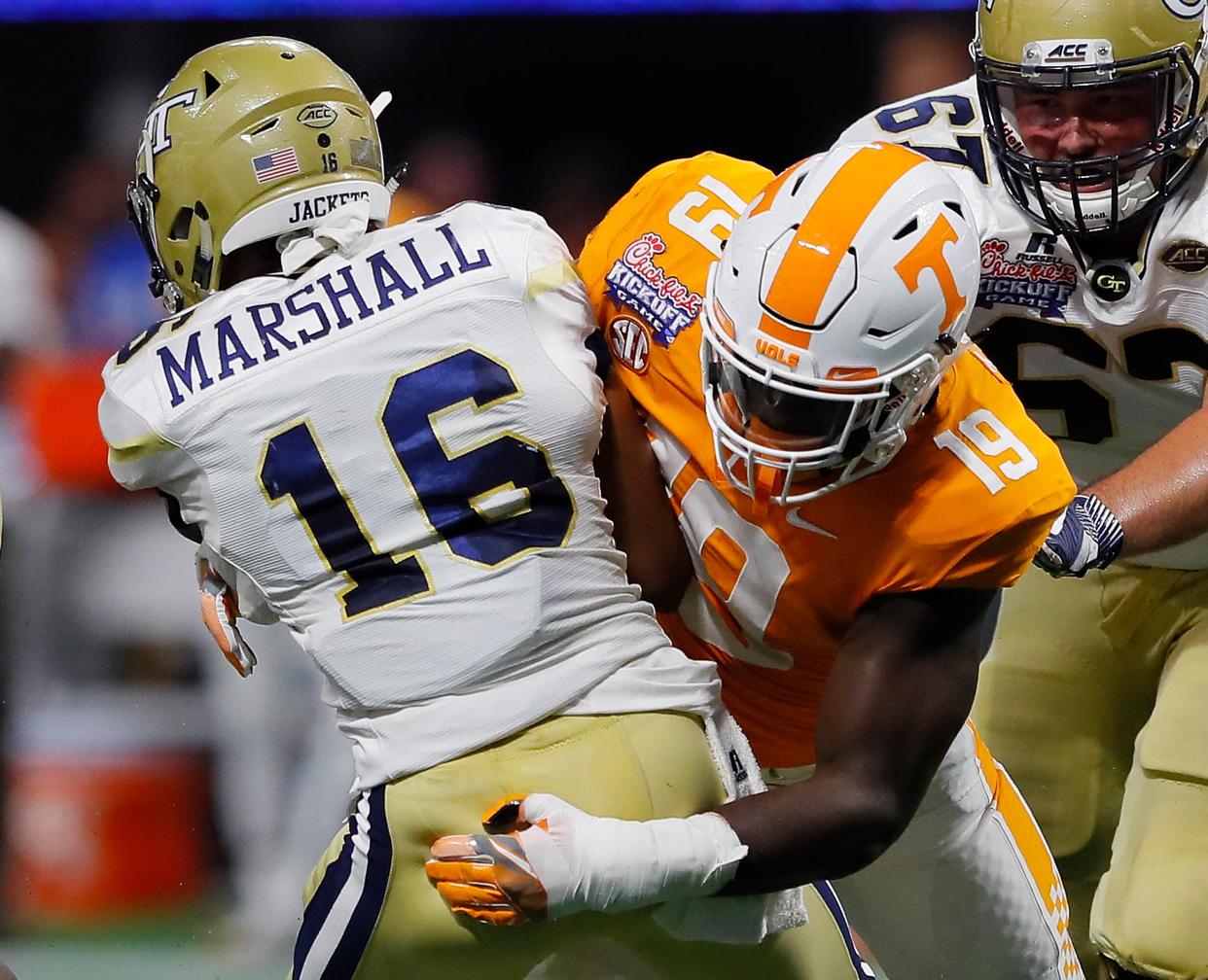 ATLANTA, GA – SEPTEMBER 04: Darrell Taylor #19 of the Tennessee Volunteers sacks TaQuon Marshall #16 of the Georgia Tech Yellow Jackets at Mercedes-Benz Stadium on September 4, 2017 in Atlanta, Georgia. (Photo by Kevin C. Cox/Getty Images)