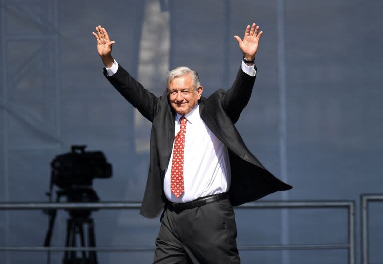 El presidente mexicano, Andrés Manuel López Obrador, en el Zócalo. (PEDRO PARDO / AFP)