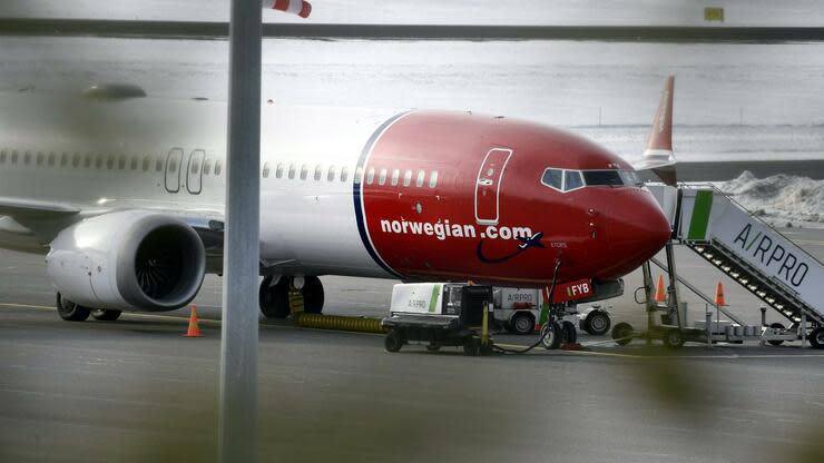 Die Aktionäre der hoch verschuldeten Fluggesellschaft Norwegian haben am Donnerstag einer Finanzierungslösung des Unternehmens zugestimmt. Foto: dpa