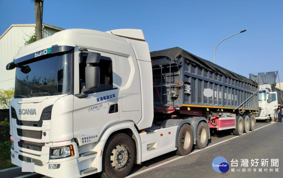 嘉義縣即起將針對非法載運廢棄物及營建剩餘土石方車輛，嚴格過磅從重開罰／陳致愷翻攝