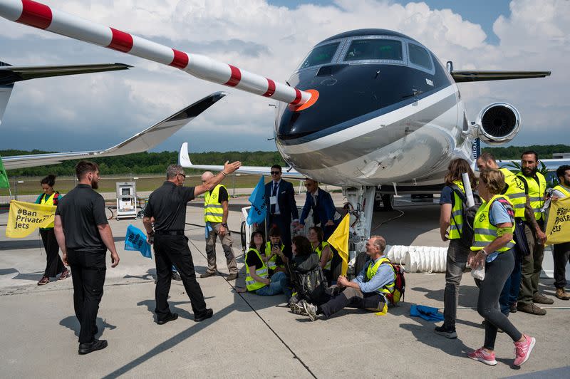 Activits protest against private jets at EBACE in Geneva