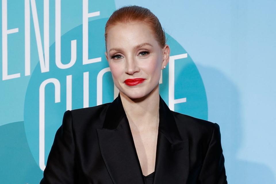 jessica chastain black suit