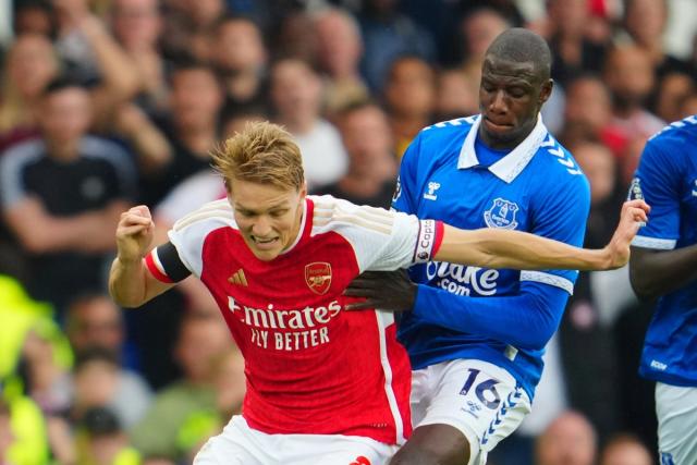 Arsenal player ratings vs Everton: Oleksandr Zinchenko a calming