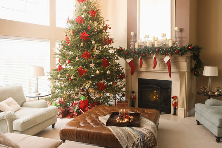 Decorar tu hogar para Navidad despertaría recuerdos placenteros de la infancia. Foto: John Fedele/Getty Images