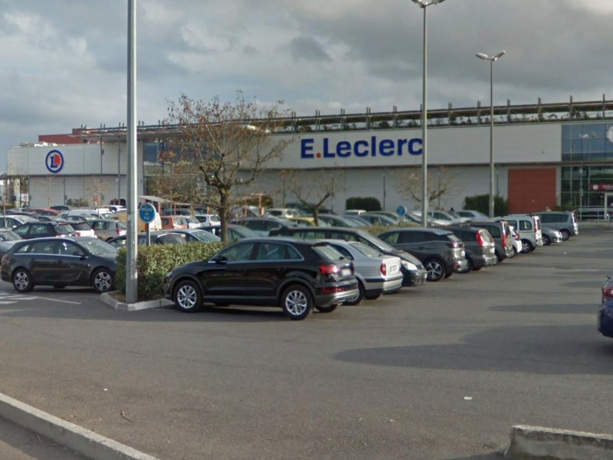 The attack took place at an E. Leclerc store in La Seyne-sur-Mer: Google