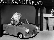 Seit 1959 wünscht das "Sandmännchen" den Kindern in Ost und West einen guten Schlaf. Heute läuft noch regelmäßig die DDR-Version im Fernsehen. (Bild: RBB / DRA / Günther Vent)